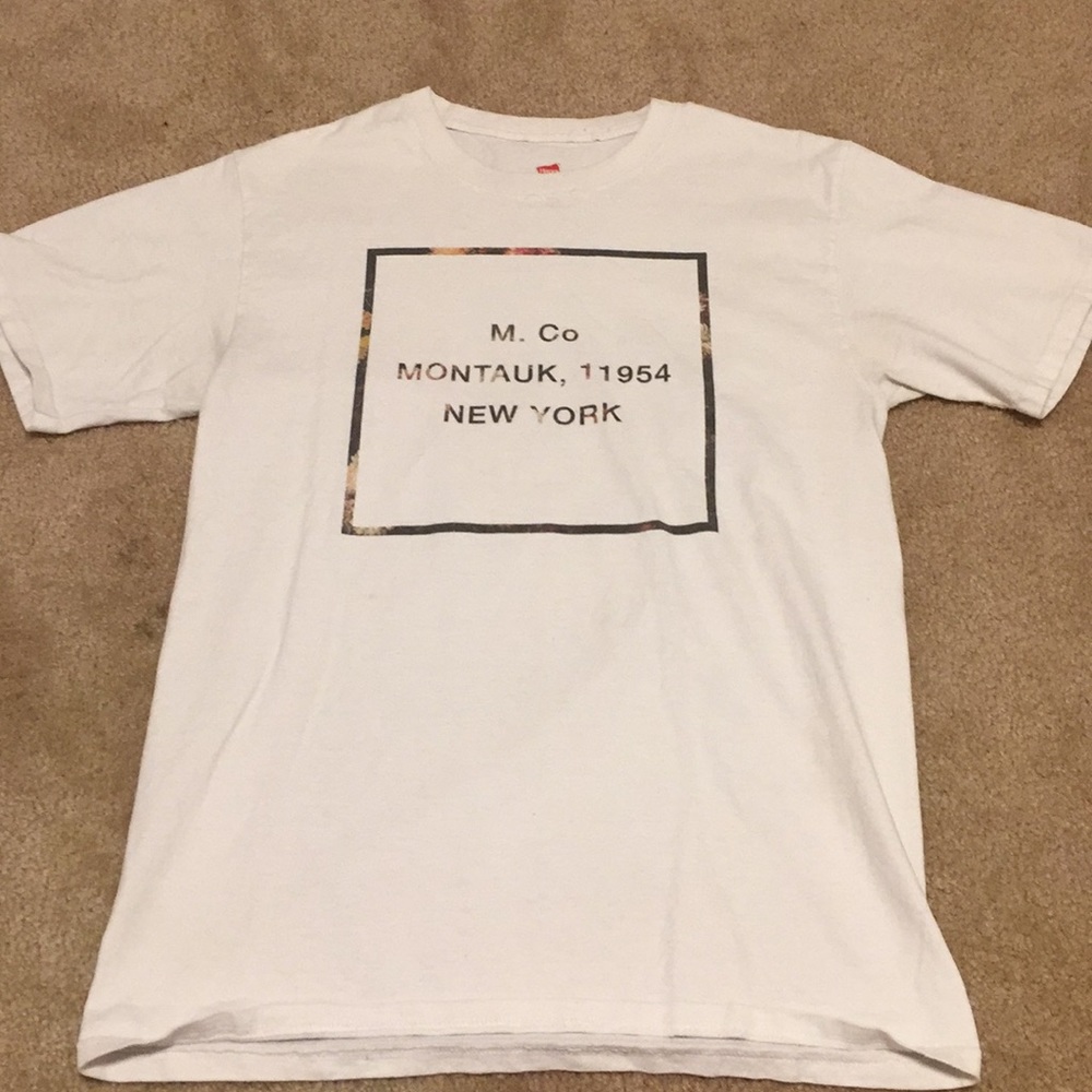 White printed t-shirt $5 small